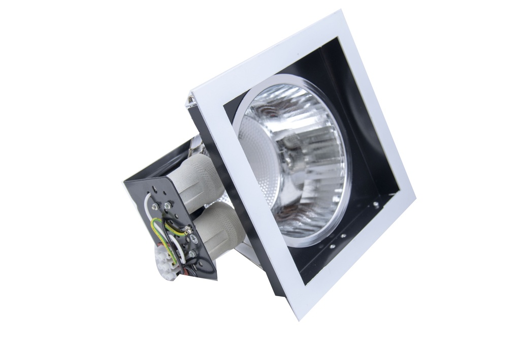 LIQUIDACION! EMPOTRABLE 7.5' BLANCO SIN CRISTAL CUADRADO